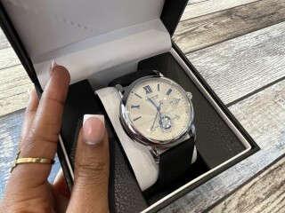 Beautiful and affordable men and womens watches